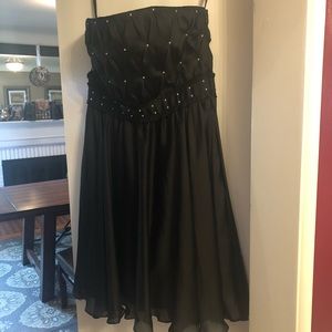 White House Black Marker Strapless Dress Size 14